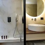 Adore 4* Vlorë
