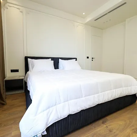 Adore Hotel